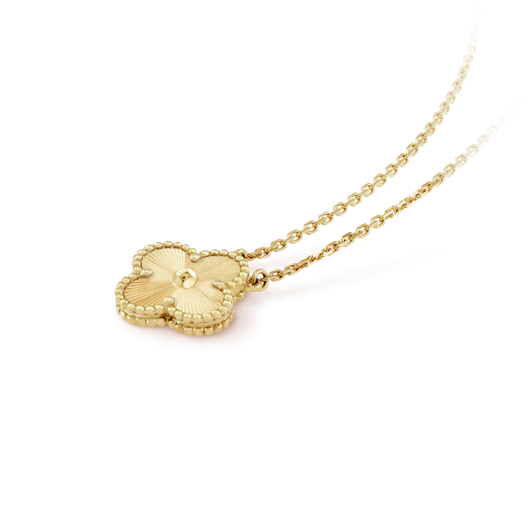 [⭐Seralia]CLOVER 15MM LASER NECKLACE