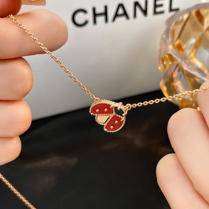 [⭐Seralia]LUCKY  CARNELIANS LADYBUG NECKLACE