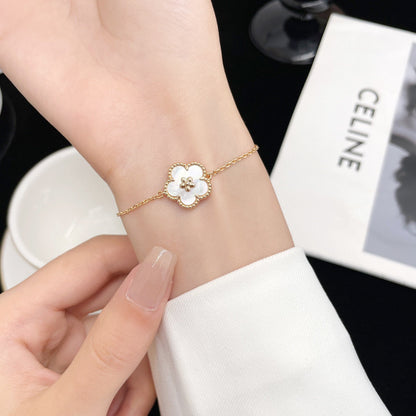 [⭐Seralia]LUCKY WHITE MOP PLUM BLOSSOM  BRACELET