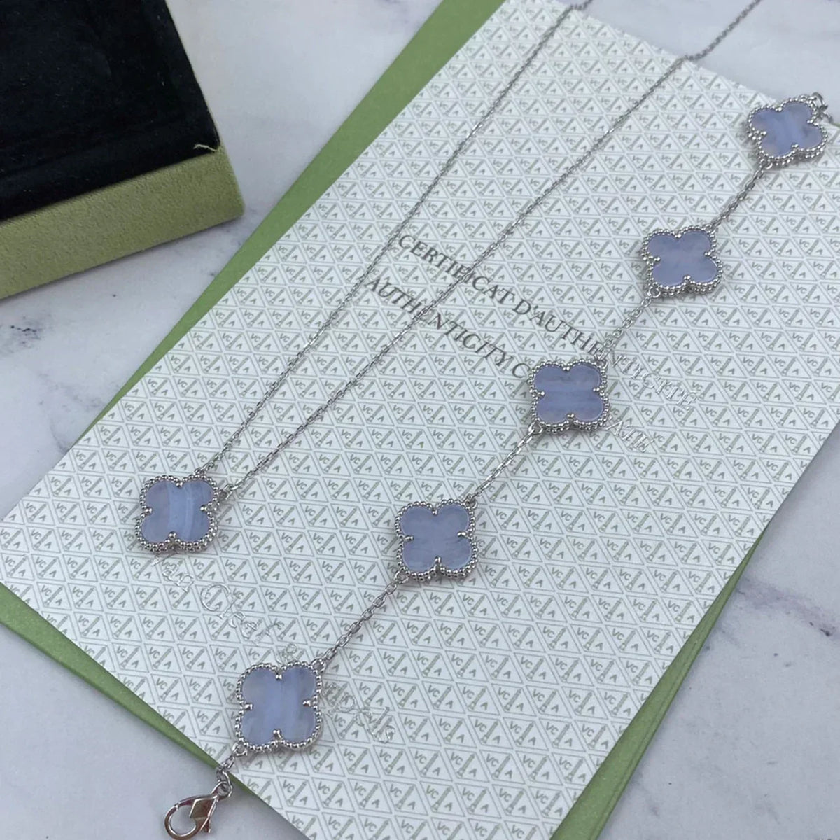 [⭐Seralia] CLOVER 5 MOTIF PURPLE CHALCEDONY BRACELET COLLECTION