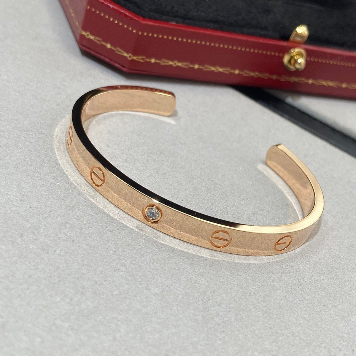 [⭐Seralia]LOVE BRACELET 6.1MM 1 DIAMOND OPEN CUFF