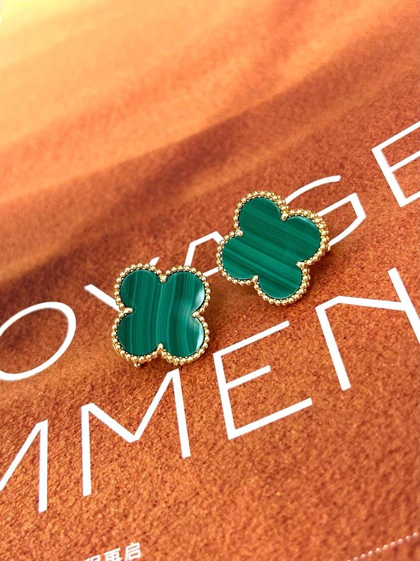 [⭐Seralia] CLOVER LARGE (20mm) 1 MOTIFS GREENER MOP STUD EARRINGS