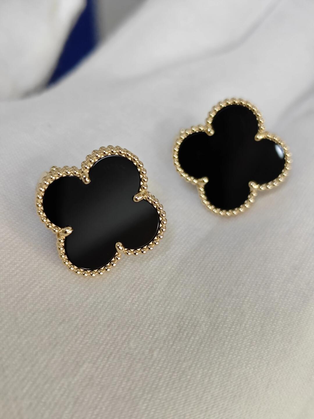 [⭐Seralia]CLOVER 20MM BLACK MOP EARRINGS