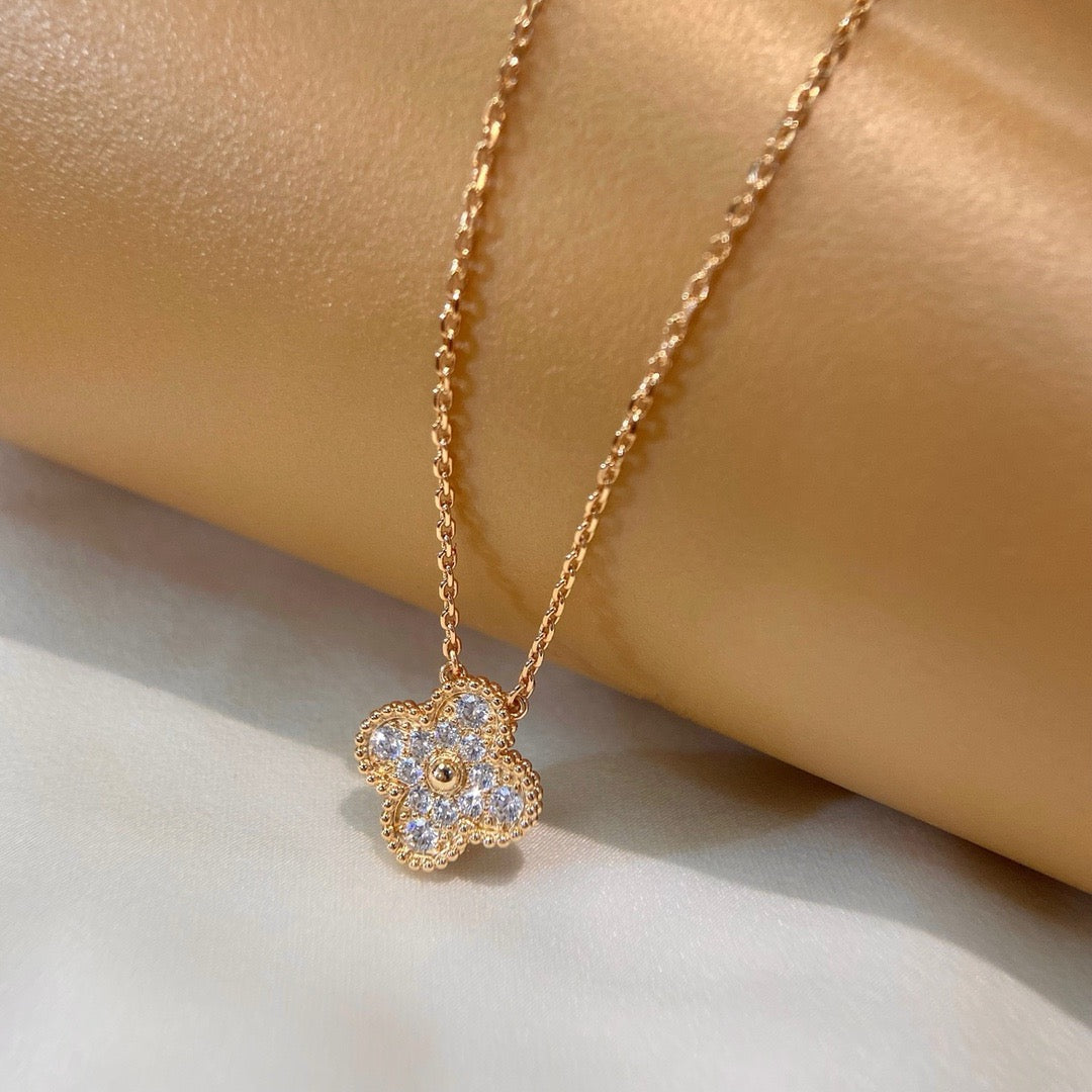 [⭐Seralia]CLOVER 15MM DIAMOND SINGLE FLOWER NECKLACE