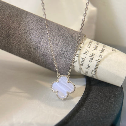 [⭐Seralia]CLOVER 15MM BLUE CHALCEDONY NECKLACE SILVER
