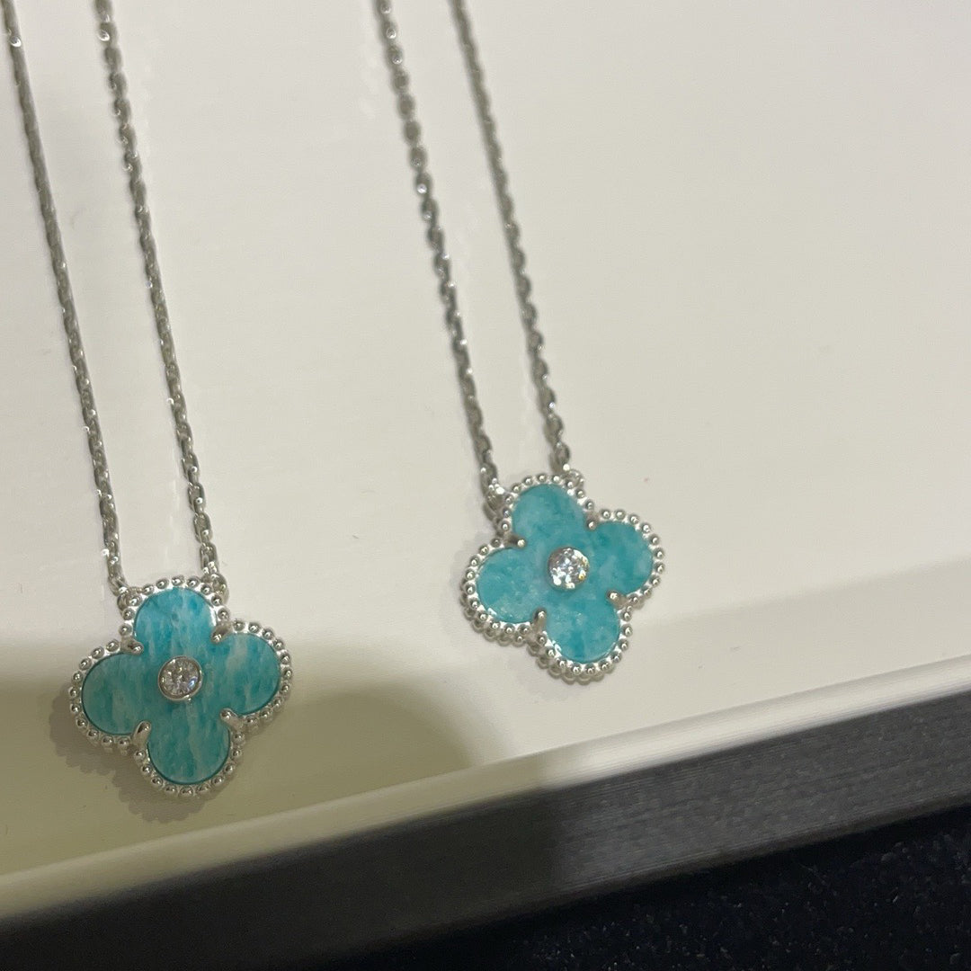 [⭐Seralia]CLOVER 15MM DIAMOND SVRES PORCELAIN  NECKLACE SILVER