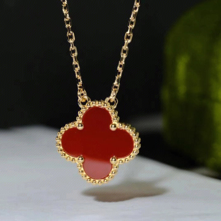 [⭐Seralia]CLOVER 15MM CARNELIAN SINGLE FLOWER NECKLACE