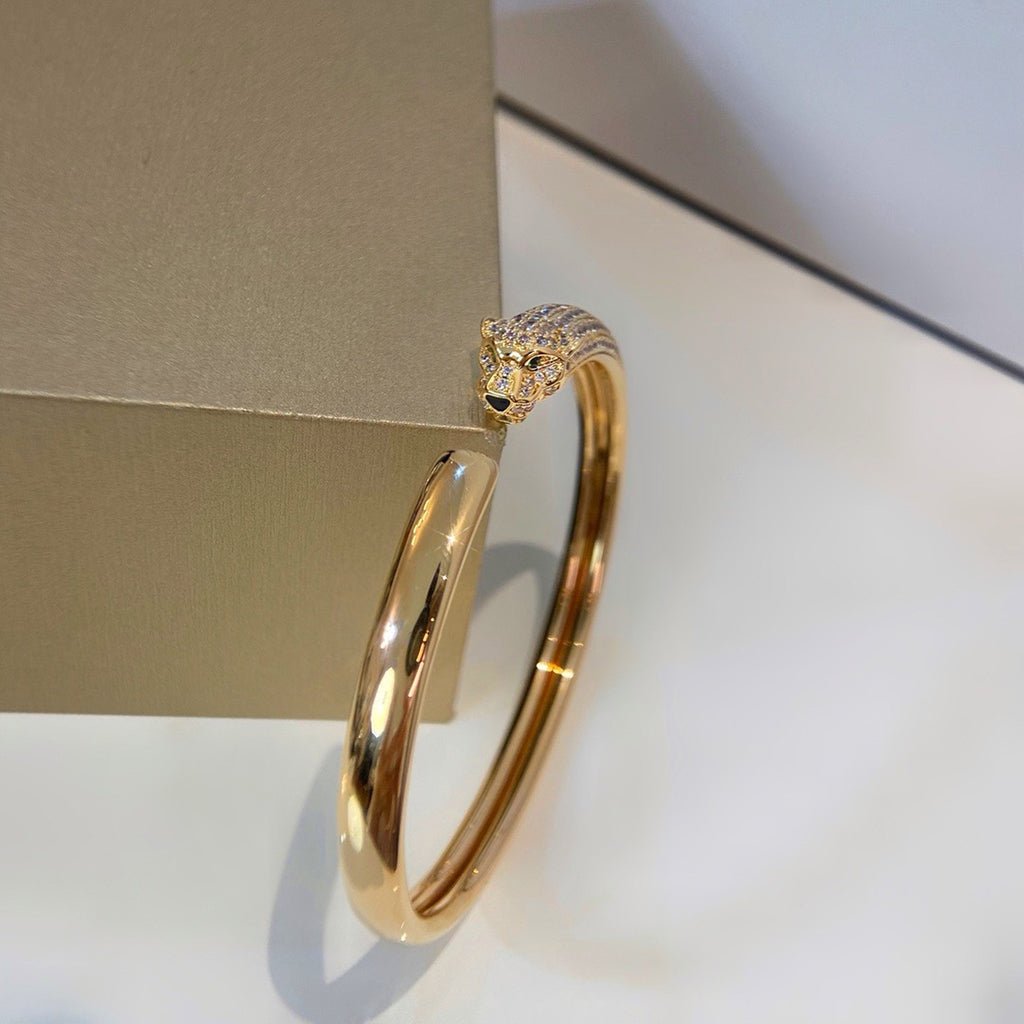 [⭐Seralia]PANTHERE HALF DIAMOND OPEN BRACELET
