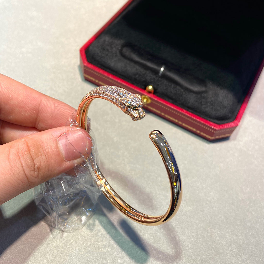 [⭐Seralia]PANTHERE HALF DIAMOND OPEN BRACELET