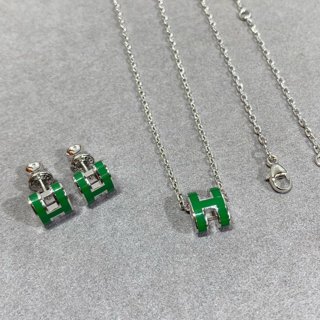 [⭐Seralia]POP H GREEN NECKLACE SILVER AND GOLD