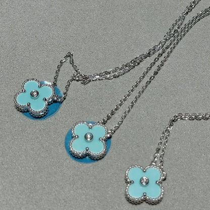 [⭐Seralia]CLOVER 1 DIAMOND LIGHT BLUE SILVER NECKLACE