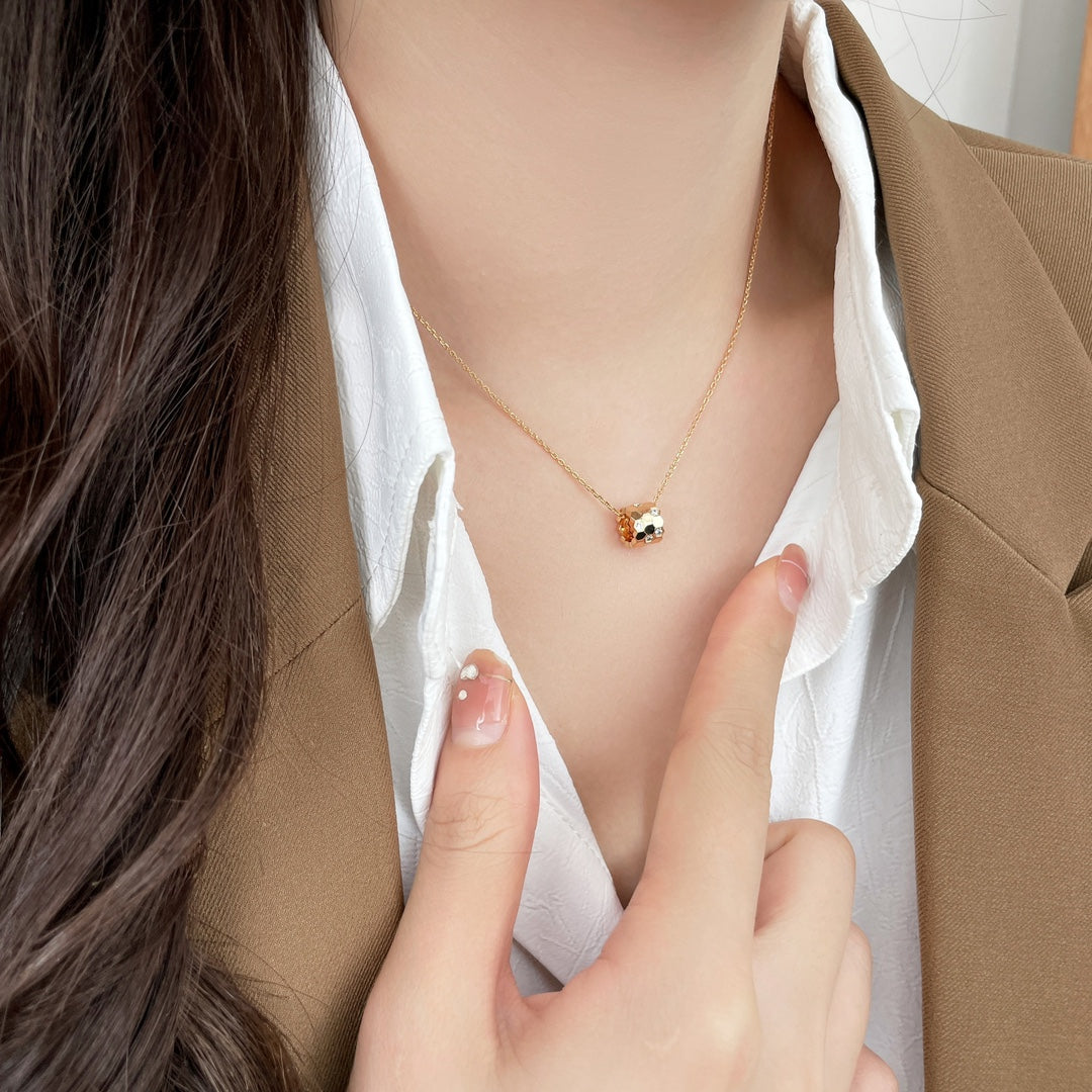 [⭐Seralia]BEE MINI PEDANT DIAMOND NECKLACE