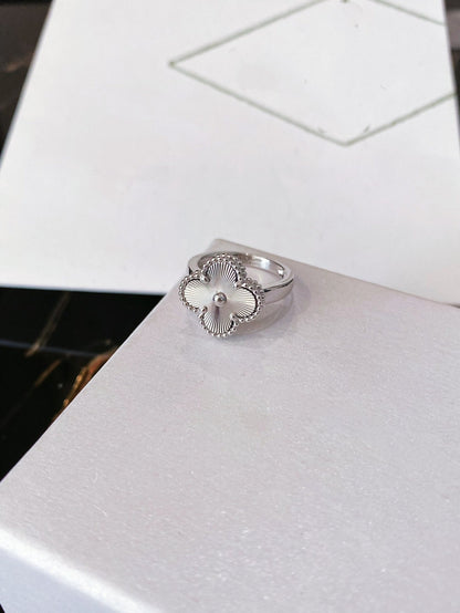 [⭐Seralia]CLOVER SILVER RING