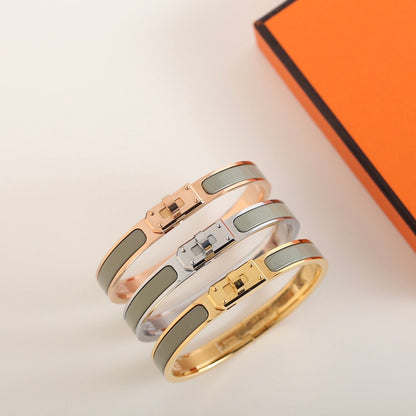 [⭐Seralia]HM KELLY BLUE GREEN BRACELET
