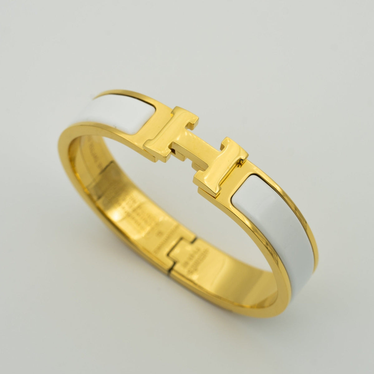 [⭐Seralia]H WHITE BRACELET