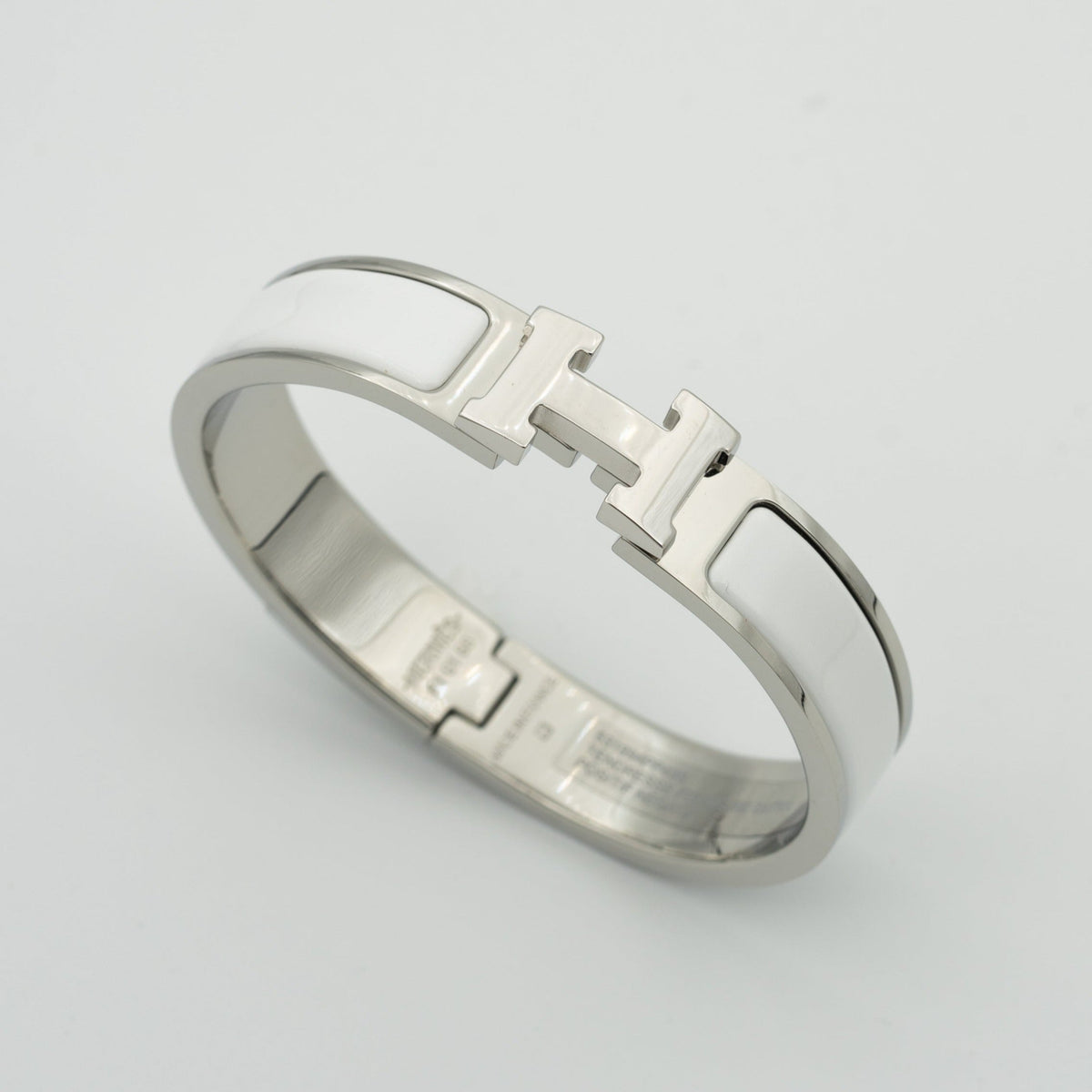 [⭐Seralia]H WHITE BRACELET