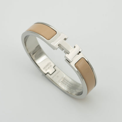 [⭐Seralia]H GREY BRACELET