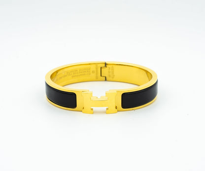 [⭐Seralia]H BLACK BRACELET