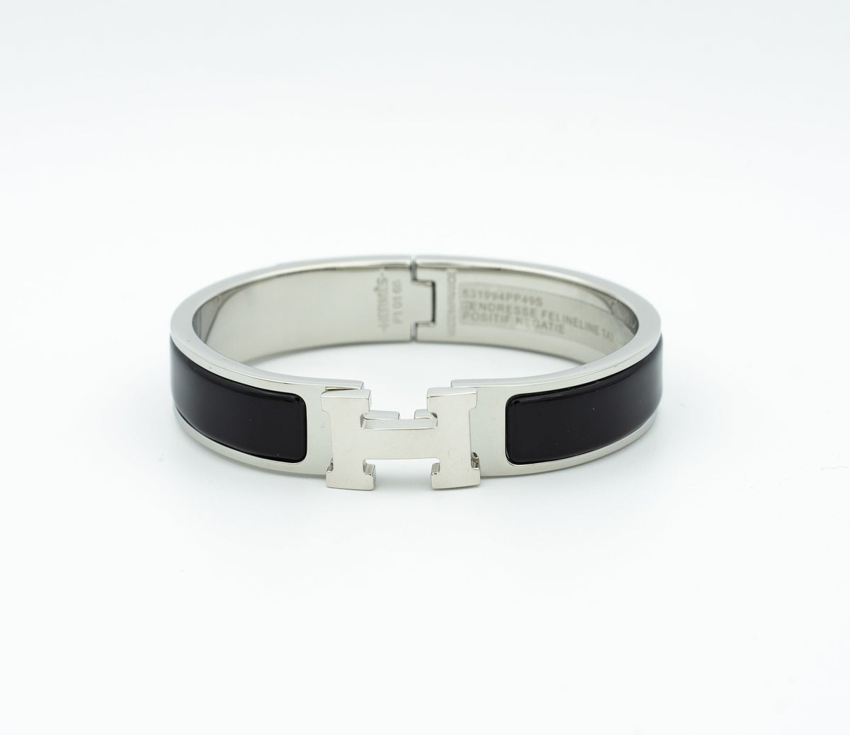 [⭐Seralia]H BLACK BRACELET