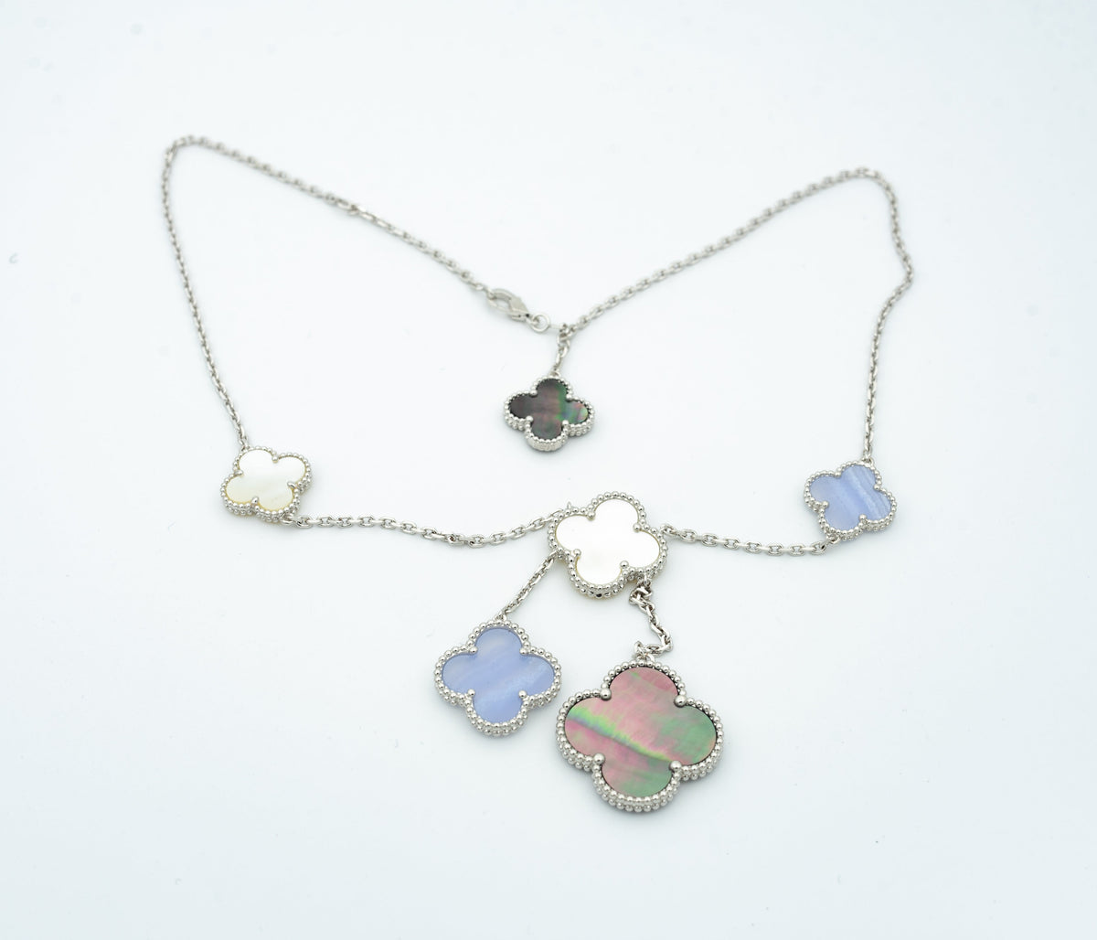 [⭐Seralia]CLOVER MOP CHALCEDONY NECKLACE SILVER 6 MOTIF