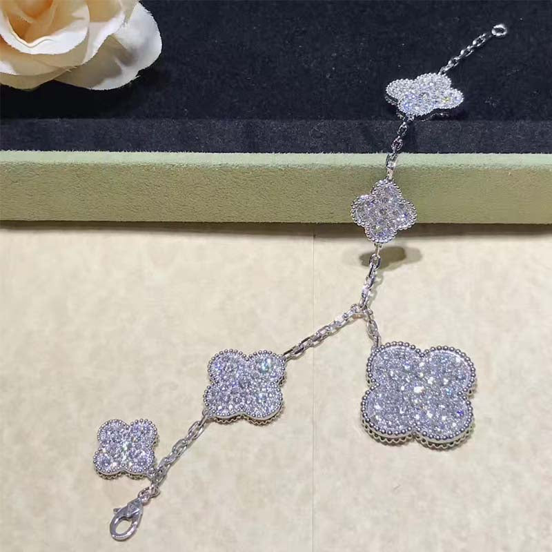 [⭐Seralia]CLOVER 6 MOTIFS SILVER DIAMOND BRACELET