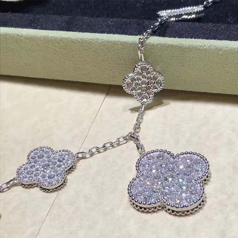 [⭐Seralia]CLOVER 6 MOTIFS SILVER DIAMOND BRACELET