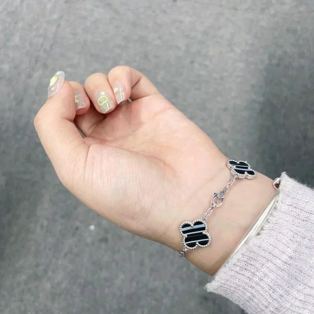 [⭐Seralia] CLOVER 5 MOTIF PULSAR STONE BRACELET COLLECTION
