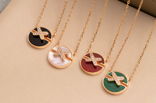 [⭐Seralia]JEUX DE PINK GOLD DIAMOND NECKLACE