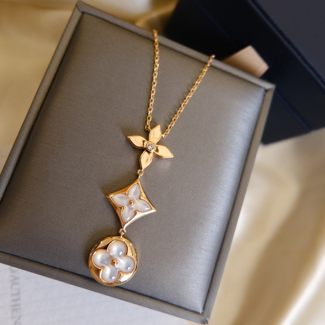 [⭐Seralia]COLOR BLOSSOM LARIAT NECKLACE PINK GOLD WHITE MOTHER PEARL AND DIAMOND