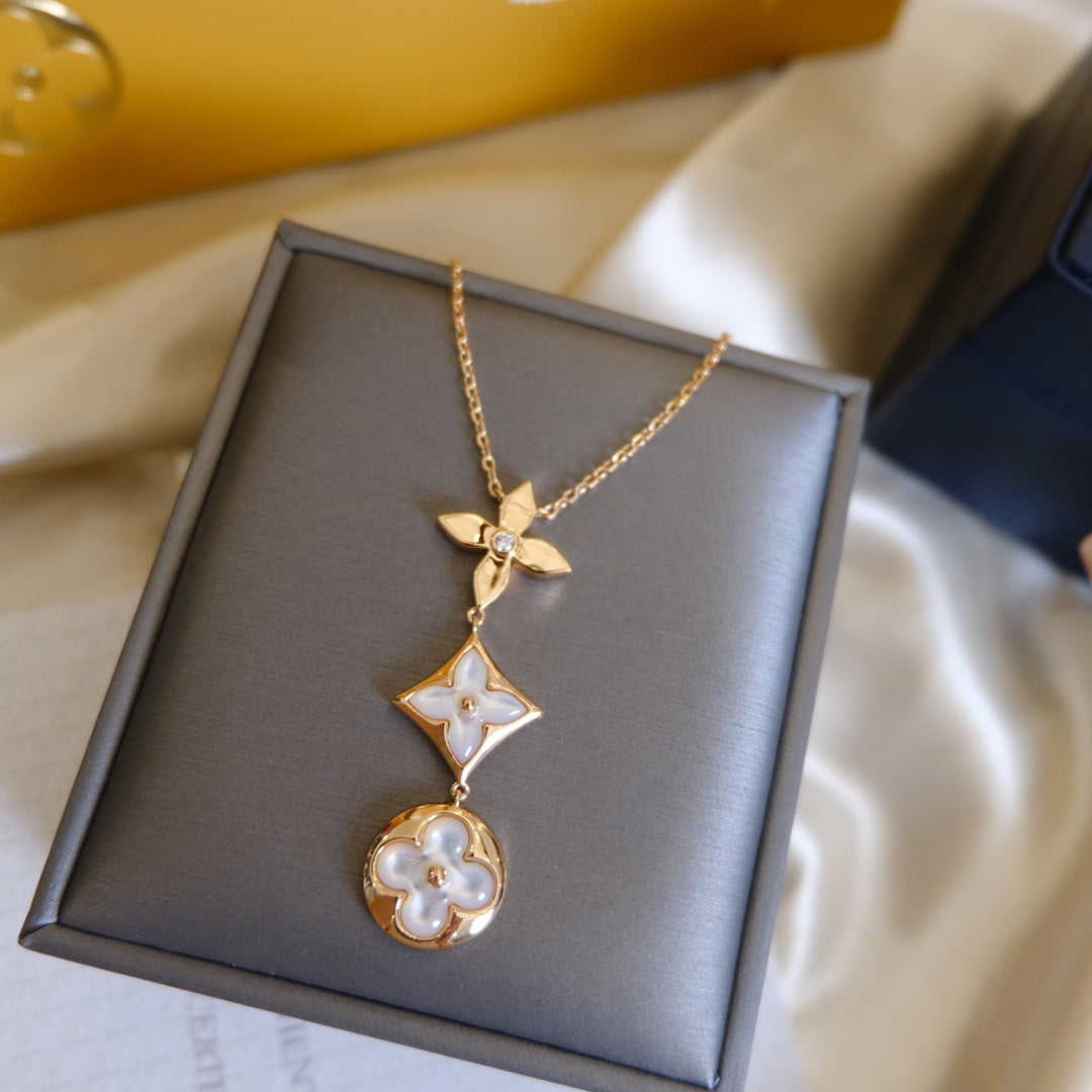 [⭐Seralia]COLOR BLOSSOM LARIAT NECKLACE PINK GOLD WHITE MOTHER PEARL AND DIAMOND