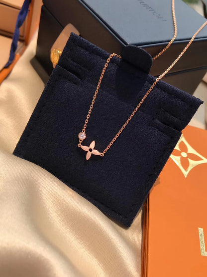 [⭐Seralia]BLOSSOM PENDANT PINK GOLD AND DIAMOND