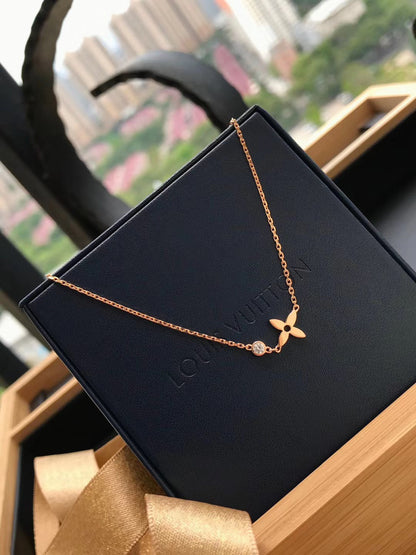 [⭐Seralia]BLOSSOM PENDANT PINK GOLD AND DIAMOND