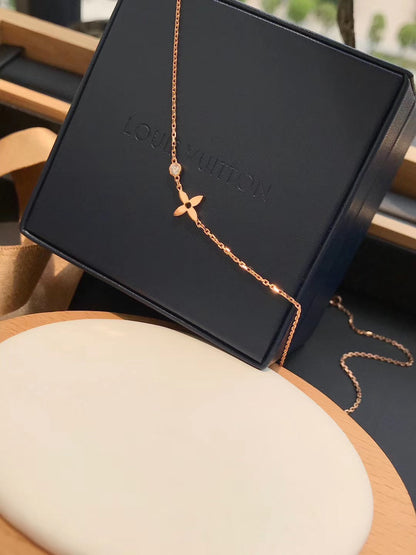 [⭐Seralia]BLOSSOM PENDANT PINK GOLD AND DIAMOND