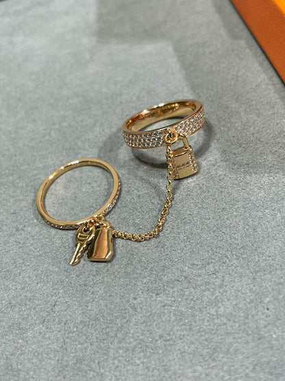 [⭐Seralia]HM KELLY CLOCHETTE DOUBLE RING IN  WITH DIAMONDS