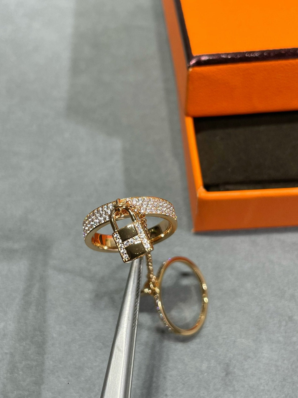 [⭐Seralia]HM KELLY CLOCHETTE DOUBLE RING IN  WITH DIAMONDS