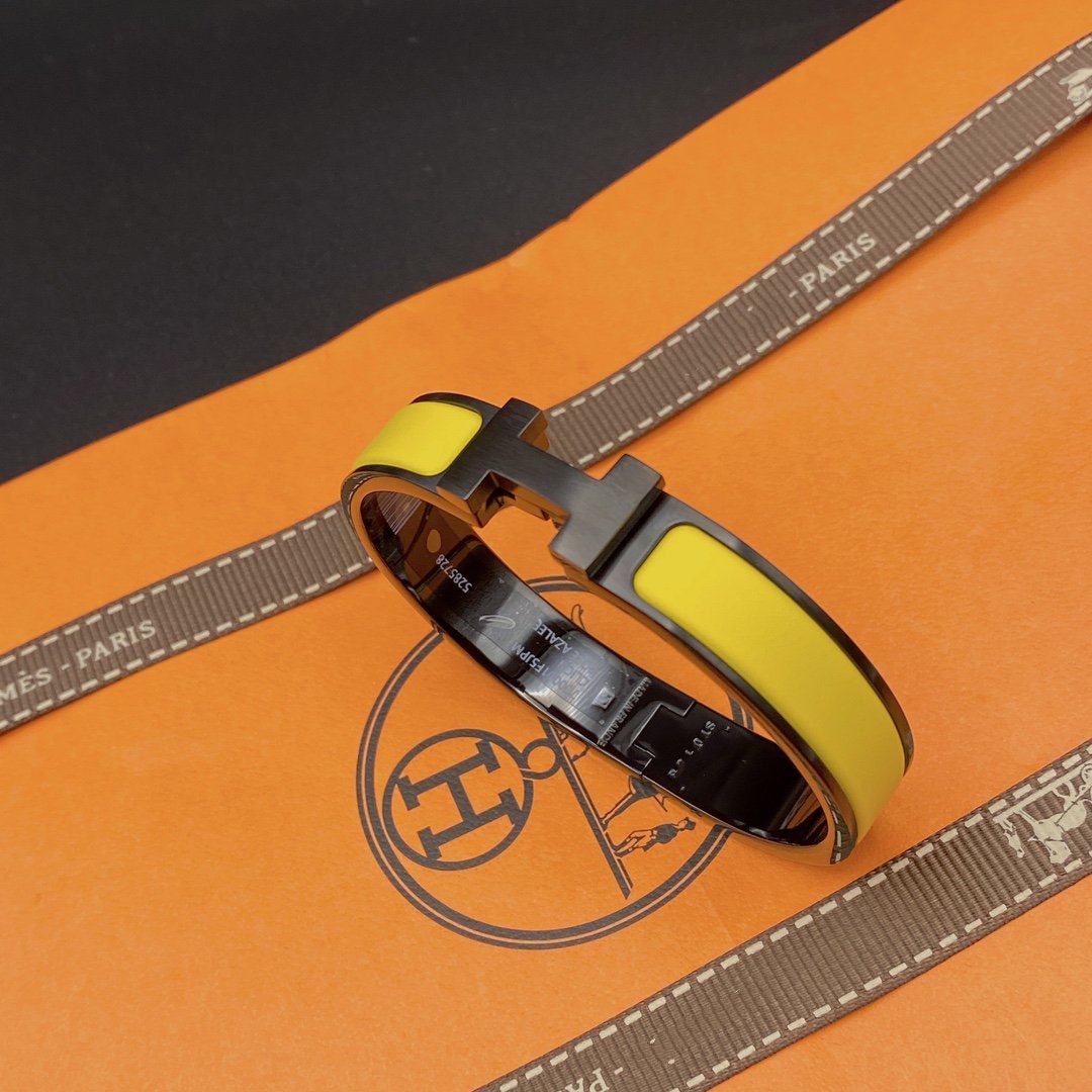 [⭐Seralia]CLIC HM SO BLACK YELLOW BRACELET