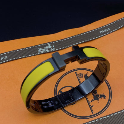 [⭐Seralia]CLIC HM SO BLACK YELLOW BRACELET