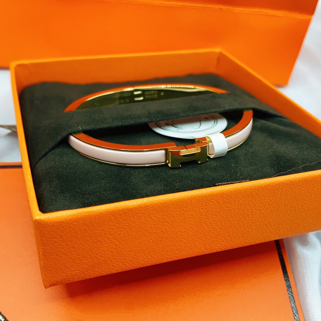 [⭐Seralia]CLASSIC HM CLIC  PINK 8MM ENAMEL BRACELET