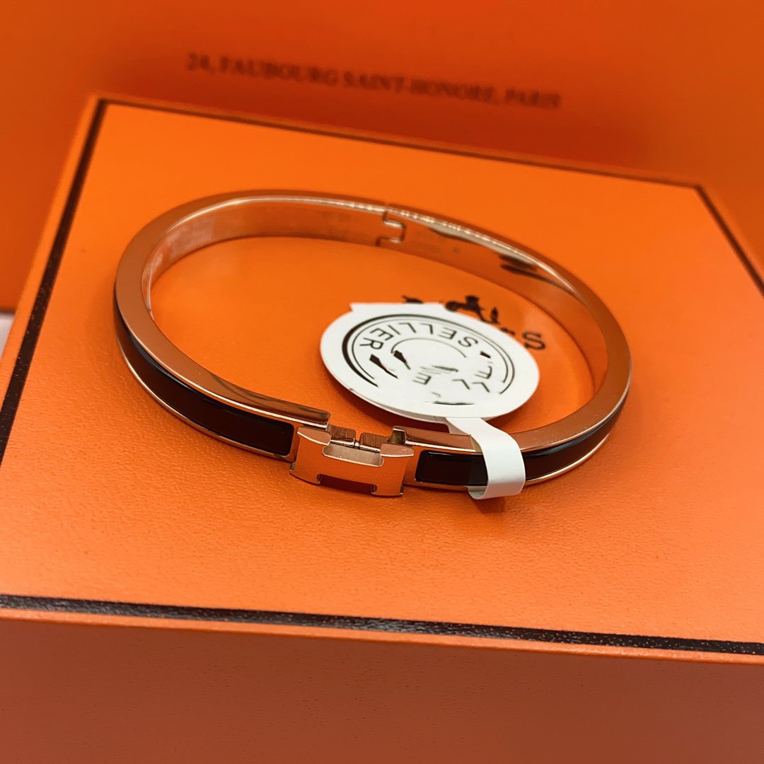 [⭐Seralia]CLASSIC HM CLIC BLACK 8MM ENAMEL BRACELET