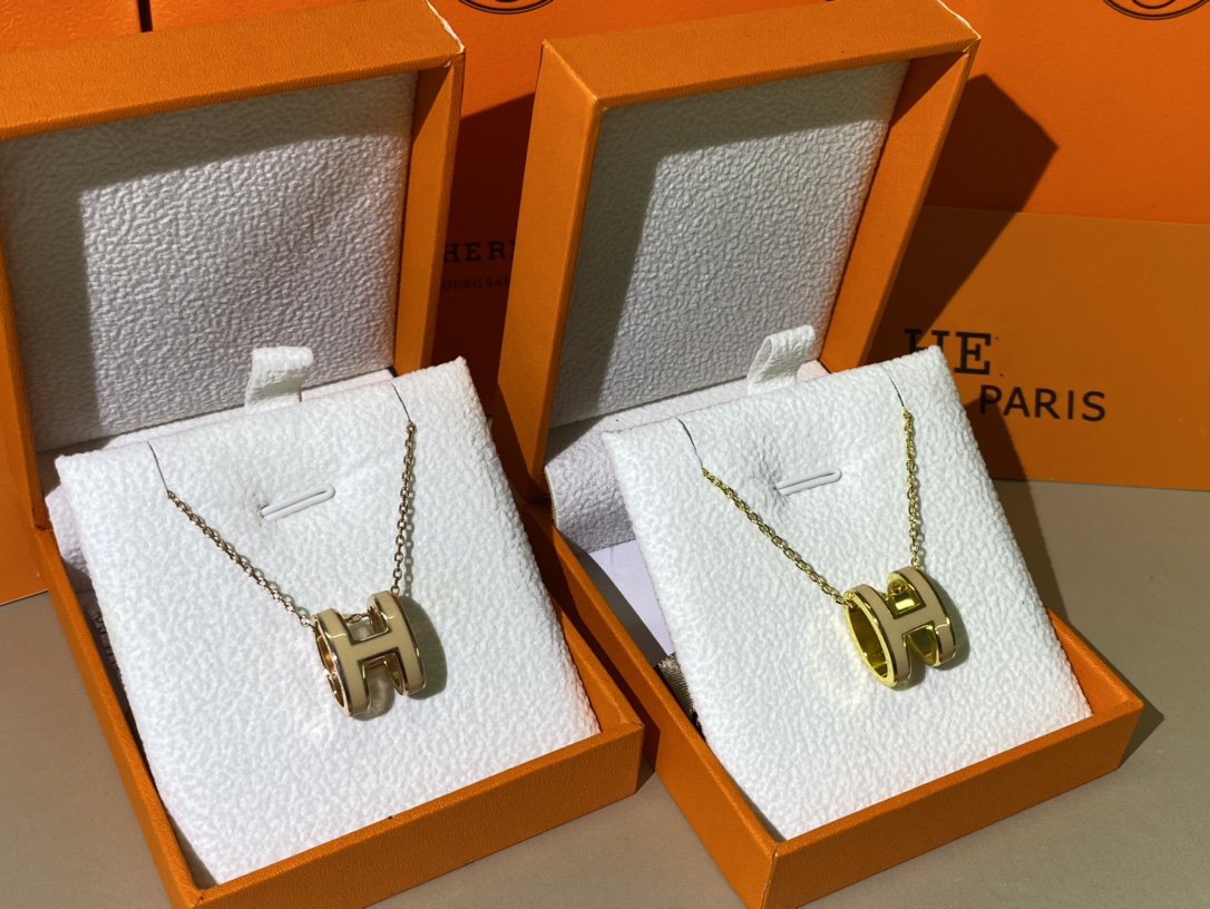 [⭐Seralia]HM CLIC YELLOW ENAMEL GOLD NECKLACE