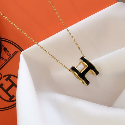 [⭐Seralia]HM CLIC BLACK ENAMEL GOLD NECKLACE