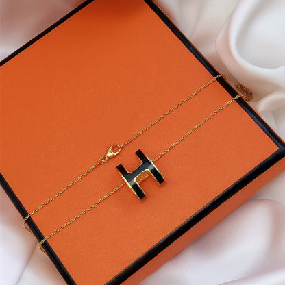 [⭐Seralia]HM CLIC BLACK ENAMEL GOLD NECKLACE