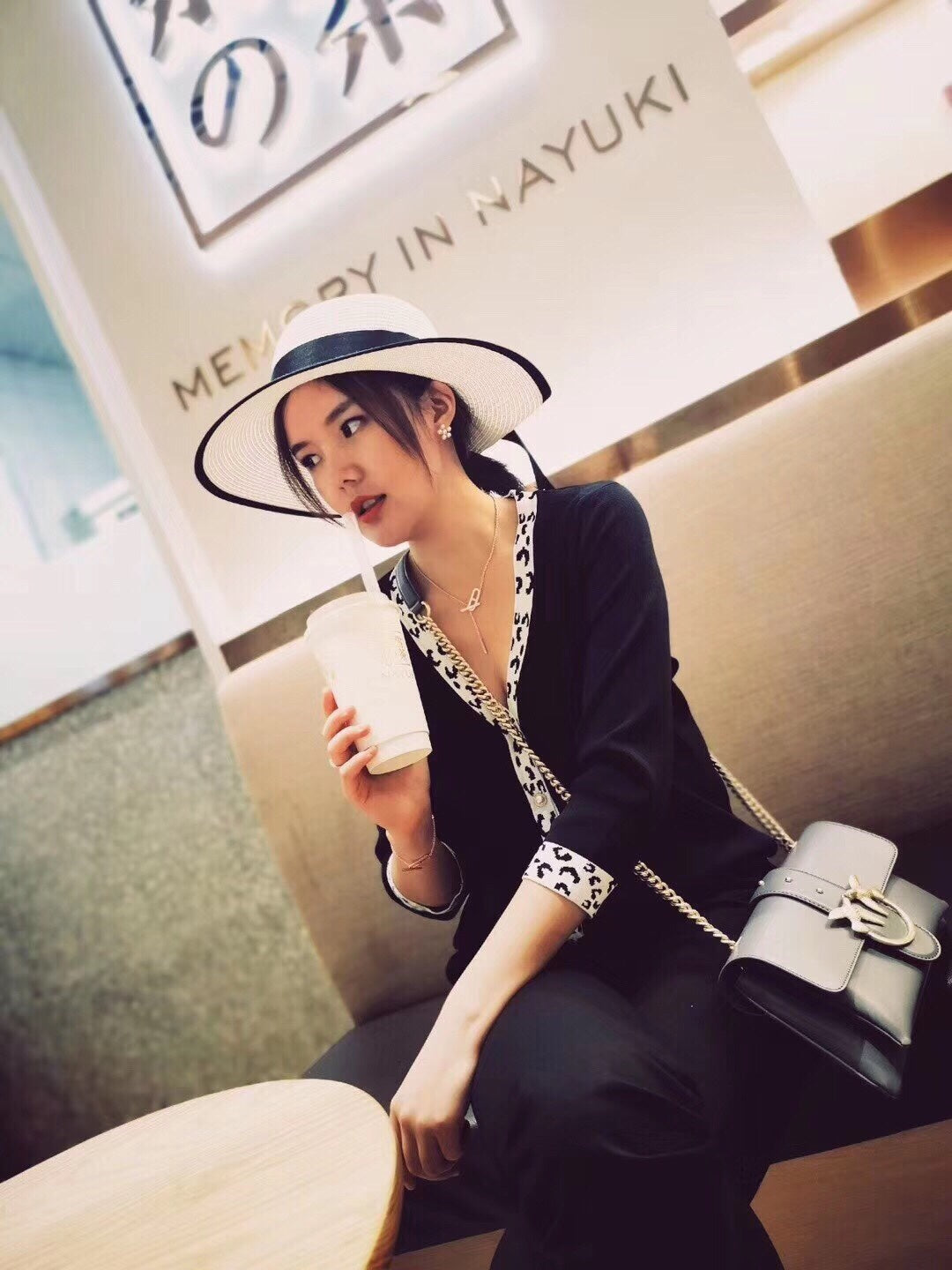 [⭐Seralia]HM FIRE PIG NOSE NECKLACE TRENDY STREET
