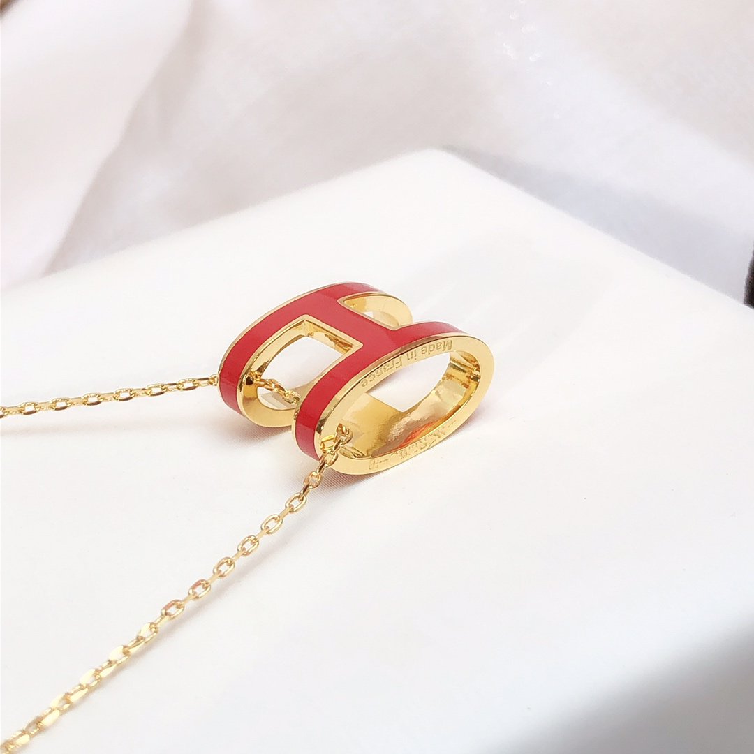 [⭐Seralia]HM CLIC RED ENAMEL GOLD NECKLACE
