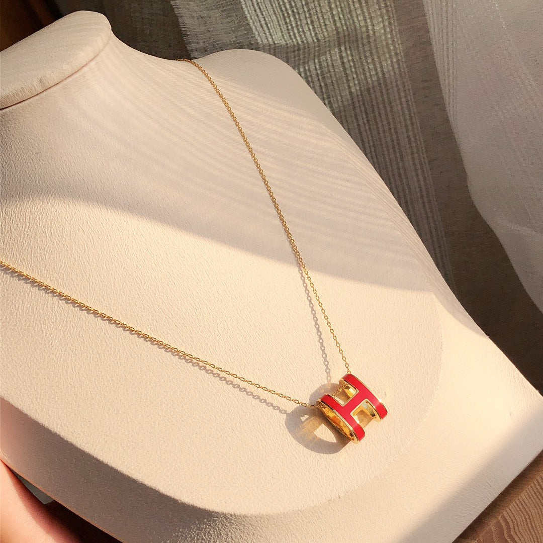 [⭐Seralia]HM CLIC RED ENAMEL GOLD NECKLACE