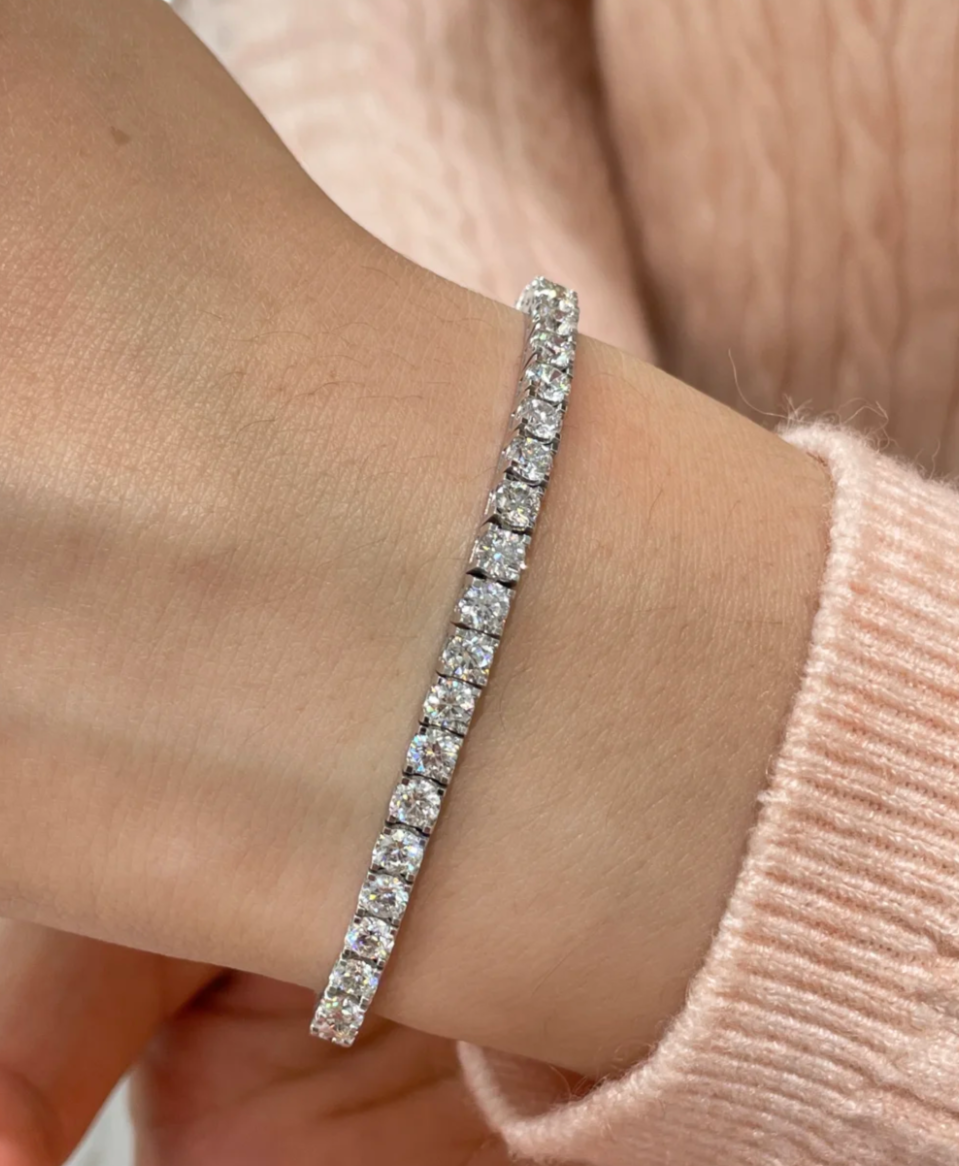 [⭐Seralia]  CLASSIC BASEBALL BRACELAT, 52 DIAMOND