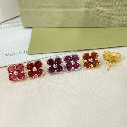 [⭐Seralia]2026 NEW  CLOVER 1 MOTIFPINK ENAMEL STUD EARRINGS WITH DIAMONDS