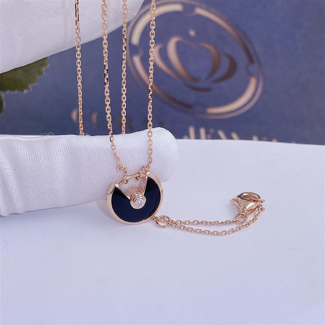 [⭐Seralia]AMULETTE ROSE GOLD ONYX NECKLACE