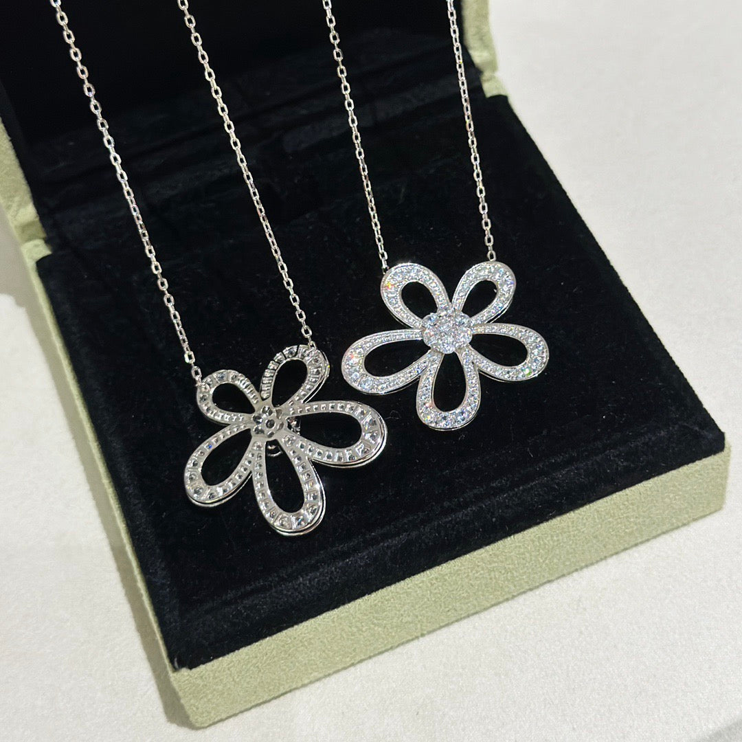 [⭐Seralia]FLOWERLACE NECKLACE FULL DIAMONDS