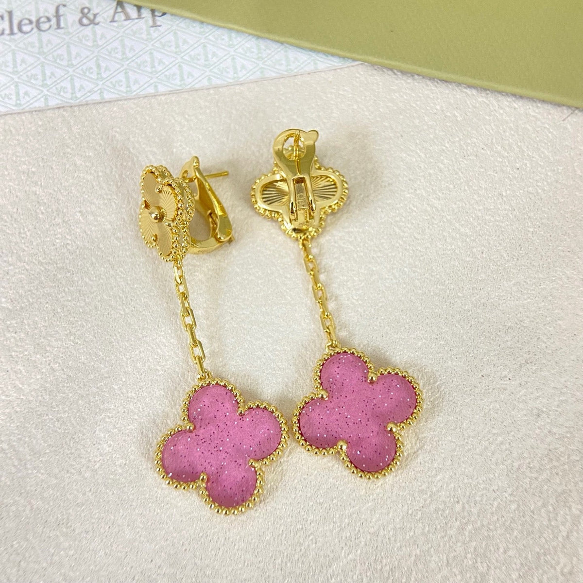 [⭐Seralia]2026 NEW CLOVER 2 MOTIF  BUBBLE PINK ENAMEL